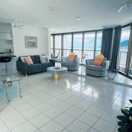 Cairns Ocean View Apartment In Aquarius Eksteriør billede