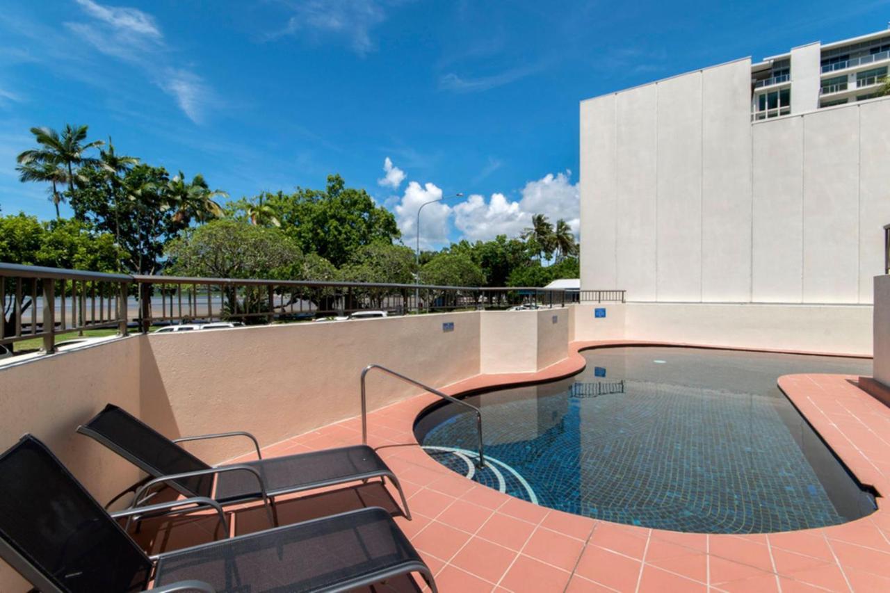 Cairns Ocean View Apartment In Aquarius Eksteriør billede