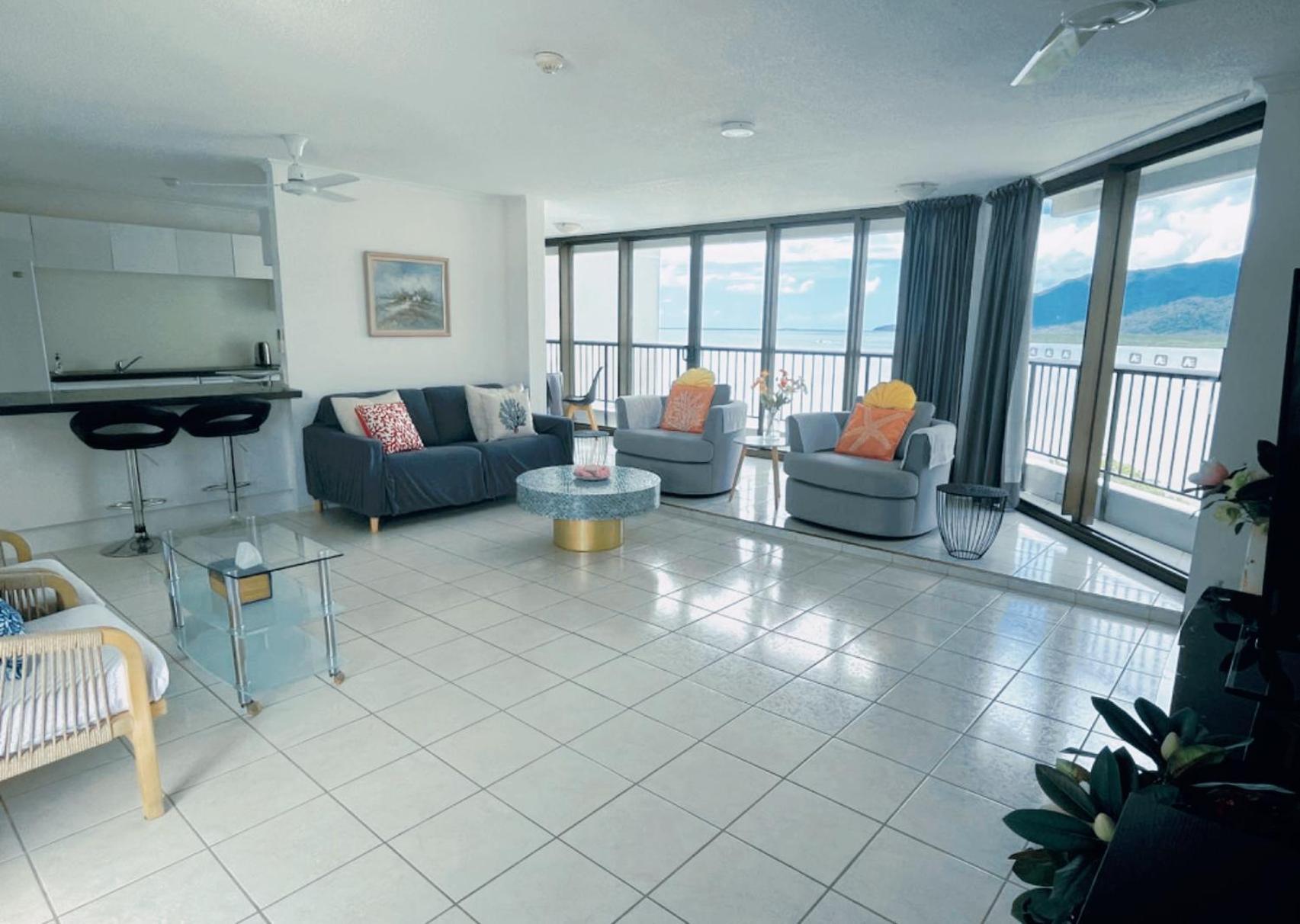 Cairns Ocean View Apartment In Aquarius Eksteriør billede